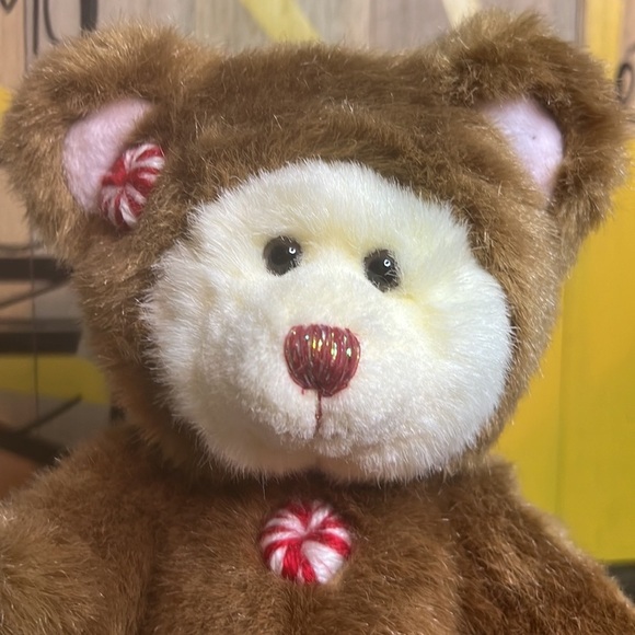 Vintage Russ Berrie Cookie Peppermint Candy Gingerbread Bear Retired~ - Picture 3 of 17